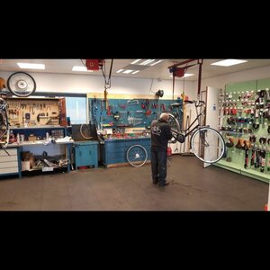 Kringloopwinkel RataPlan Tuitjenhorn image 3