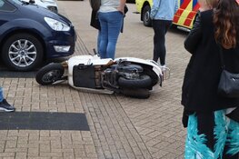 Bromfietsbestuurster gewond in Heerhugowaard