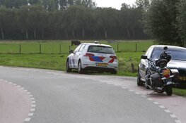 Vliegtuigje maakt noodlanding in Noord-Scharwoude