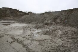 Persoon vast in drijfzand Heerhugowaard