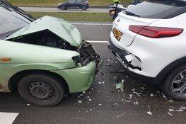Ongeval met meerdere auto's op de N242 bij Alkmaar