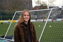 Het jaar van Daphne van Domselaar, over FC Twente, LSVV, Oranje en voetballen in coronatijd