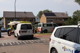 Fietser gewond bij aanrijding op de Middenweg