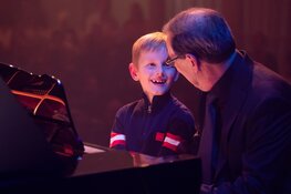 Leerlingen Hans Peerdeman spelen € 800,- bij elkaar voor de Kanjerketting