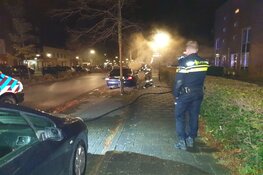 Opnieuw autobrand in Heerhugowaard, ditmaal op Clara Wichmantuin