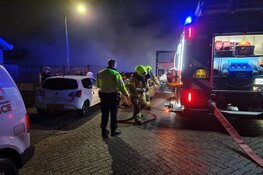 Meerdere eenheden ter plaatse bij woningbrand aan Melkpad in Zuid-Scharwoude