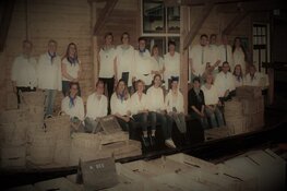 Het is wetenschappelijk bewezen: Zingen maakt gelukkig !