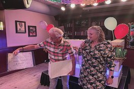 Glitter en poffertjes voor het goede doel tijdens Zomertoer