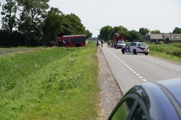 Man overleden na ongeval met tractor in weiland Noord-Scharwoude