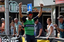 Yoeri Havik en Rosan Koper sterke winnaars Tour de Waard. Ariëns oppermachtig op skeelers