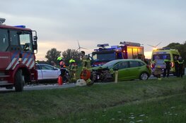 Twee gewonden bij frontale botsing in Oudkarspel