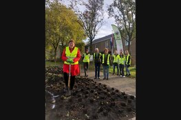Icarushuis plantte ontmoetingsplaats voor de deur