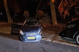 Twee gewonden bij eenzijdig ongeval op Van Veenweg in Heerhugowaard