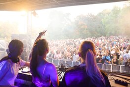 Nieuw op Mixtream Festival 2023: DJ Je Moeder, rapper Gotu Jim, Zena-Rae, Yue, The Zanders en Serotonia