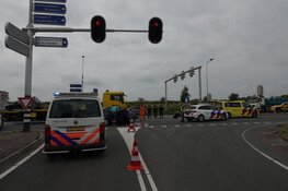 Botsing tussen twee auto's op N242 bij Heerhugowaard
