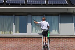 Nieuw in Heerhugowaard en omstreken: REIN Cleaning. Want u wilt deze zomer toch ook door schone ramen naar buiten kijken?