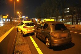 Kettingbotsing met meerdere auto's op N242 bij Alkmaar