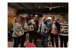 Volle bak met Finale Tokken kampioenschap Dijk en Waard in Cafe De Swan