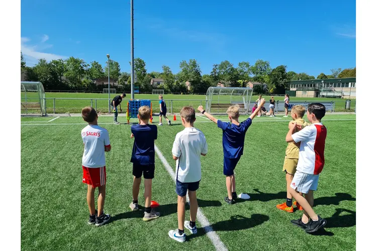Jongeren van het Dijk & Waard College zetten zich sportief in voor de maatschappij