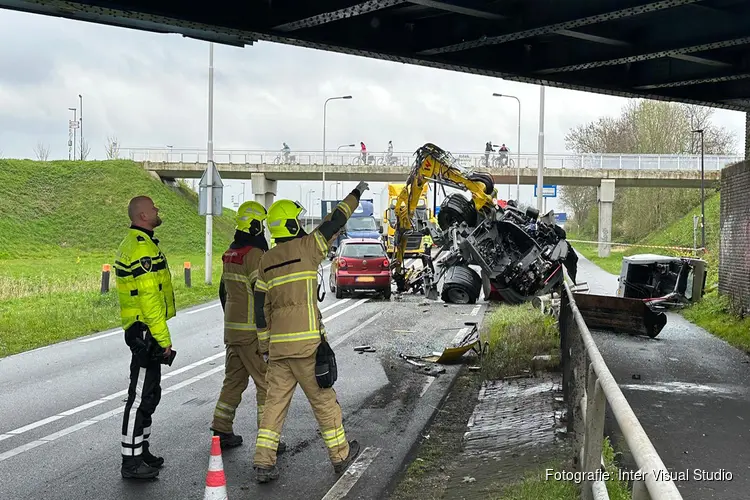 Ravage op N242 bij Heerhugowaard door inschattingsfout doorrijhoogte