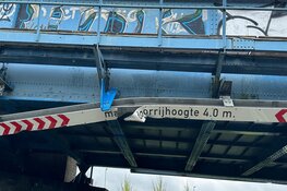 Ravage op N242 bij Heerhugowaard door inschattingsfout doorrijhoogte