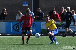 LSVV pakt broodnodige driepunter in door rode kaarten ontsierd duel