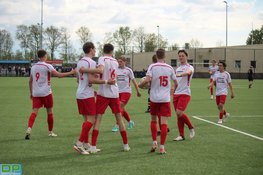 De Foresters blijft op titelkoers, Reiger Boys in de zorgen