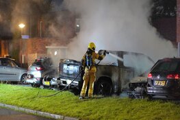 Twee auto's door brand verwoest in Heerhugowaard