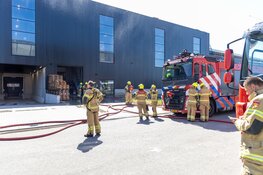 Grote brand bij bedrijf in Heerhugowaard