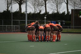 MHC Heerhugowaard kan voorsprong niet vasthouden en verliest nipt in Utrecht