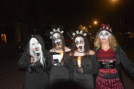 Ahornlaan wordt AHorrorlaan: Halloween groots gevierd in Heerhugowaardse Bomenwijk