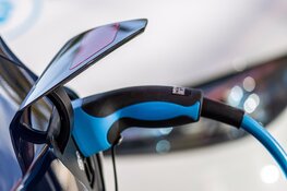 Kosten en beschikbaarheid van laadpalen in Dijk en Waard