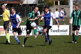 Vrone neemt verder afstand van onderste plaatsen