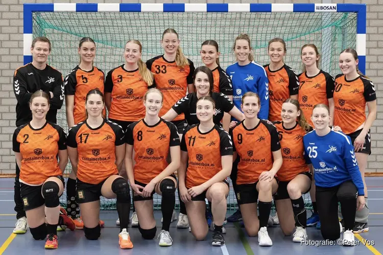 KSV verliest met opgeheven hoofd van kampioen