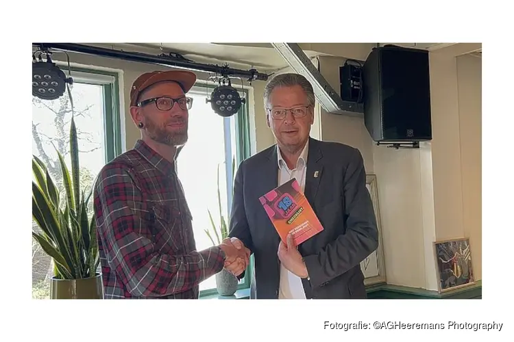 Nieuwe gids voor bijna 18-jarigen helpt jongeren op weg