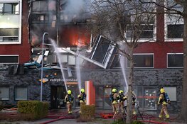 Grote inzet van hulpdiensten bij brand na explosie in Heerhugowaard
