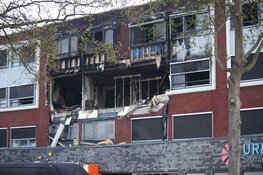 Ravage na verwoestende brand in Heerhugowaard goed zichtbaar bij daglicht