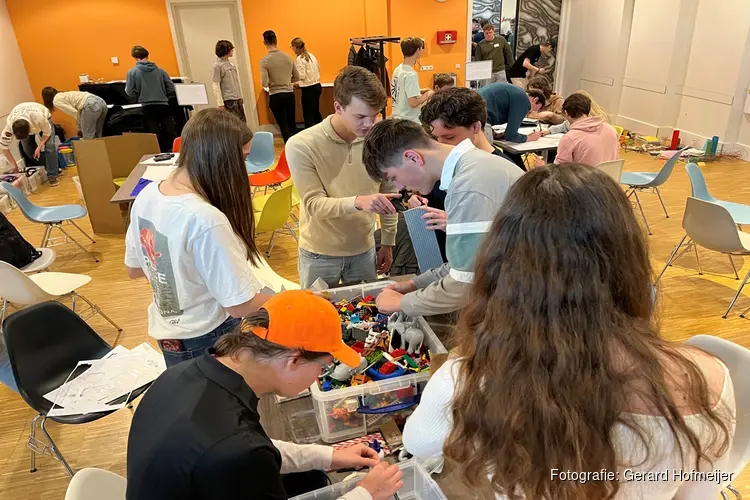 Jong talent bruist van ideeën tijdens Groen-Blauw Hackathon in Heerhugowaard