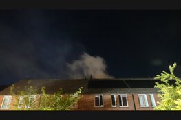 Scooter en schuur vatten vlam aan Excelsiorhof in Heerhugowaard