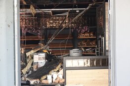 Brand uitgebroken boven bakkerij in Heerhugowaard