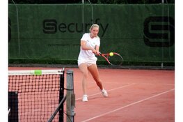 Esmee Biersteker en Rosa Lynn Hoekstra zijn na acht jaar weer een winnende damesdubbel: "Met plezier als drijfveer"