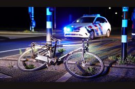 Fietser aangehouden na veroorzaken van botsing met auto op N245