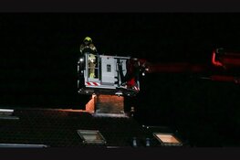 Bewoners ademen rook in bij schoorsteenbrand in Heerhugowaard