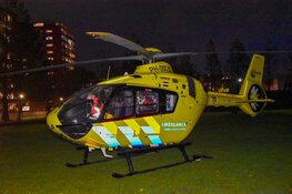 Traumahelikopter landt in stadspark Heerhugowaard