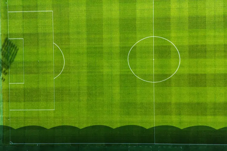 Waarom de meest besproken speler van AZ een risico is