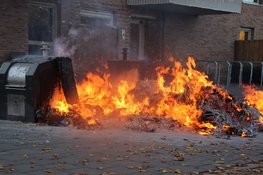 Ondergrondse vuilcontainers beschadigd door brand