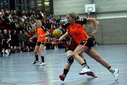 Publiek de grote winnaar bij spannende Heerhugowaardse handbalderby