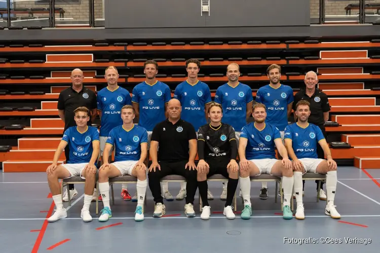 Keeper ZVV Haantje sta-in-de-weg voor FC Marlène