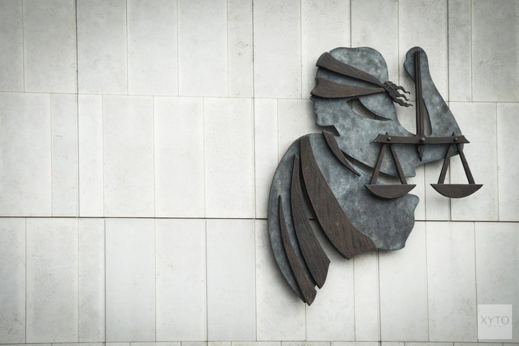 OM eist voorwaardelijke jeugddetentie en taakstraffen tegen twee tienermeisjes na brandstichtingen in Alkmaar