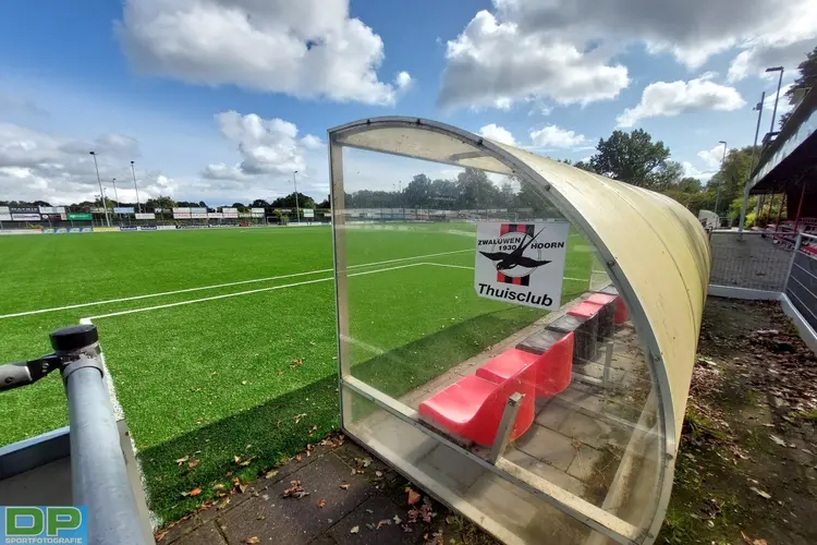 SVW '27 hard onderuit bij Zwaluwen '30